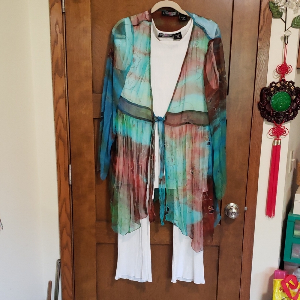 Textured pull on pants, tank top with patterned sheer front tie overlay-new.
